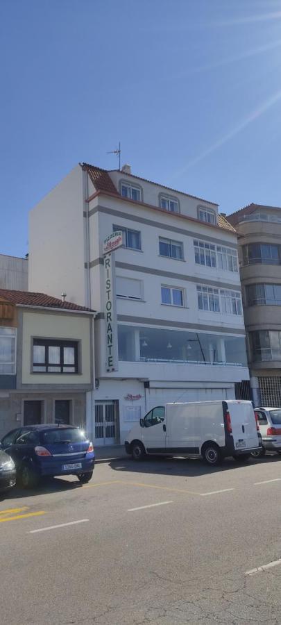 או גרובה Apartamentos Orillamar מראה חיצוני תמונה